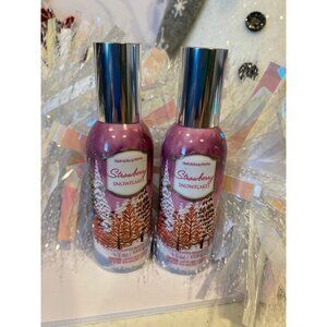 Bath & Body Works “Strawberry Snowflakes” 2 New Concentrated Room Sprays